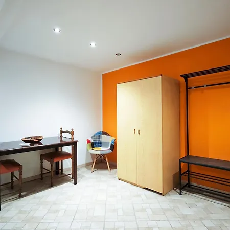 Bandiera Bro Apartment *